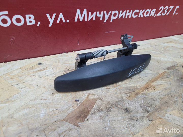 Ручка двери внешняя передняя левая Renault Duster