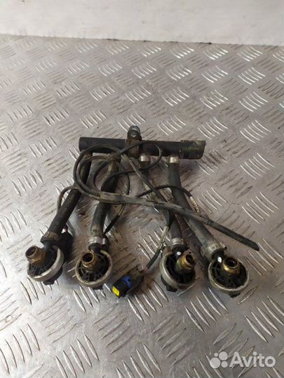 Форсунка Citroen C3 хэтчбэк 5 дв. 1.4 KFW 2004