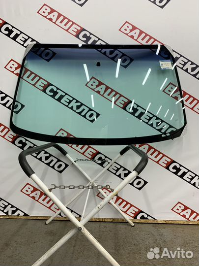 Лобовое стекло Renault Kangoo 1