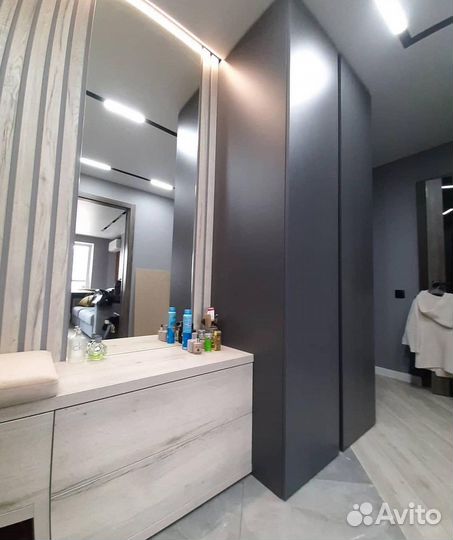 Шкаф распашной / купе