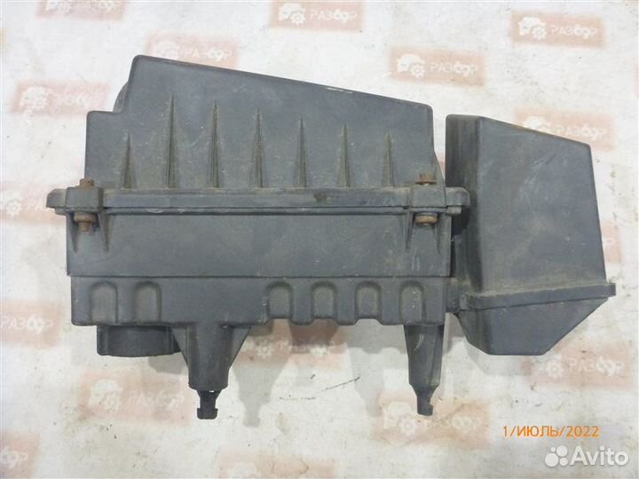 Корпус воздушного фильтра Ford Focus DFW 2.0 2000