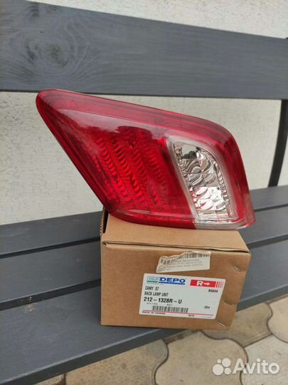 Фонарь багажника левый\ Toyota Camry 07)