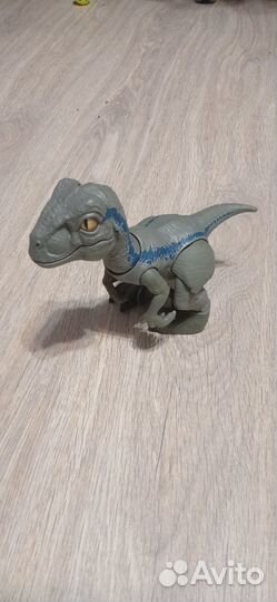 Игрушки. Бензовозы, погрузчик, динозавры, самолёт