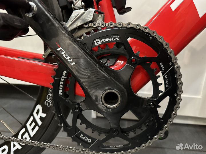Шоссейный велосипед trek madone 9.9 sram red