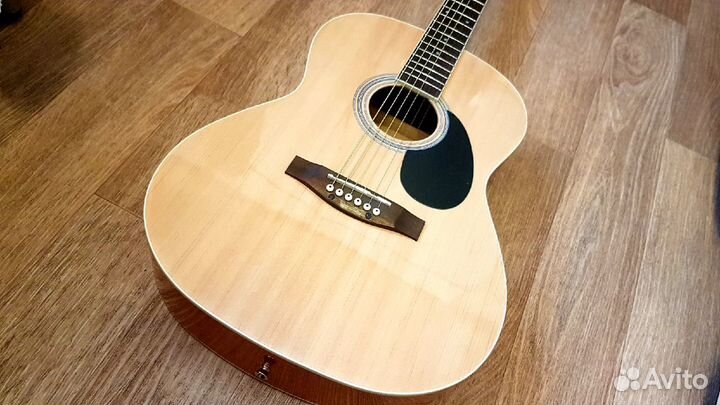 Гитара акустическая новая