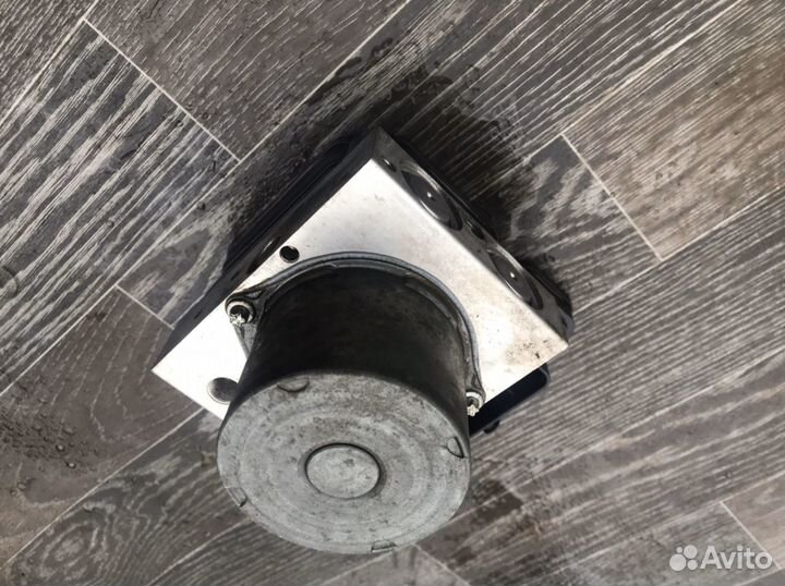 Блок Abs a2124310148 Мерседес w218 cls218