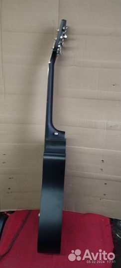 Акустическая гитара