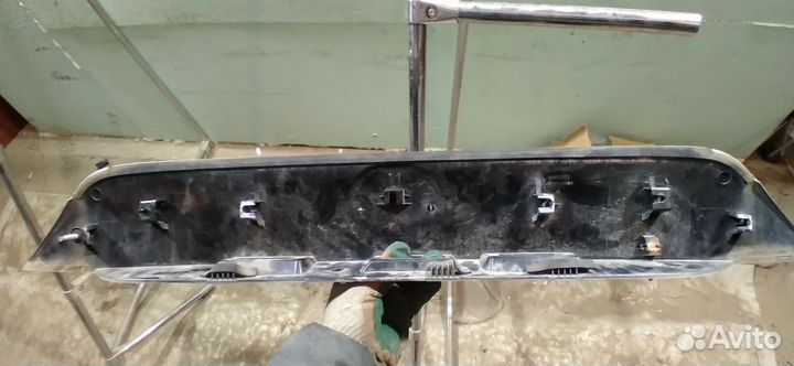 Накладка крышки багажника Nissan Qashqai 2013