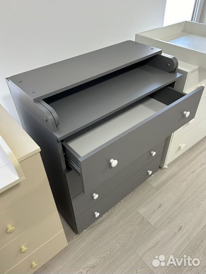 Пеленальный комод для новорожденных