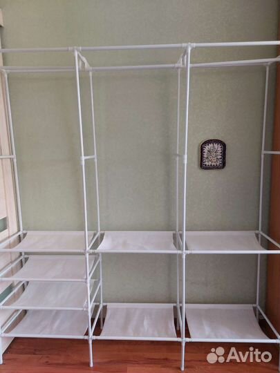 Вешалка напольная для одежды