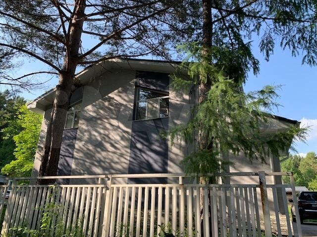 Коттедж 156 м² на участке 7 сот.