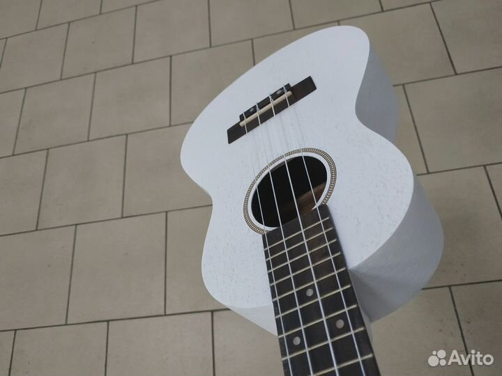 Укулеле новая концертная
