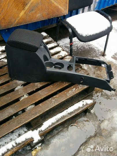 Хундай Терракан Подлокотник