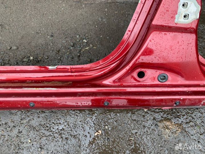 Порог левый Renault Duster K4MA606 2013