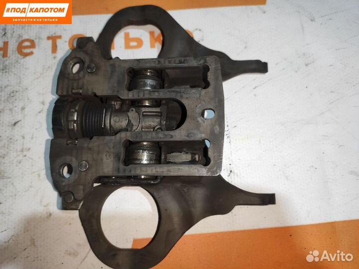 Вилка сцепления Ford Focus 3 2011 L0G7D30G1503