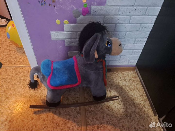 Детская лошадка качалка