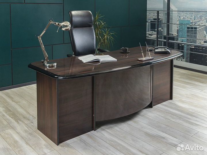 Стол в кабинет руководителя cannes Италия