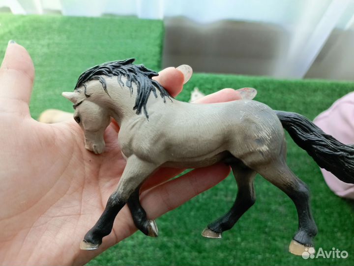 Лошади schleich