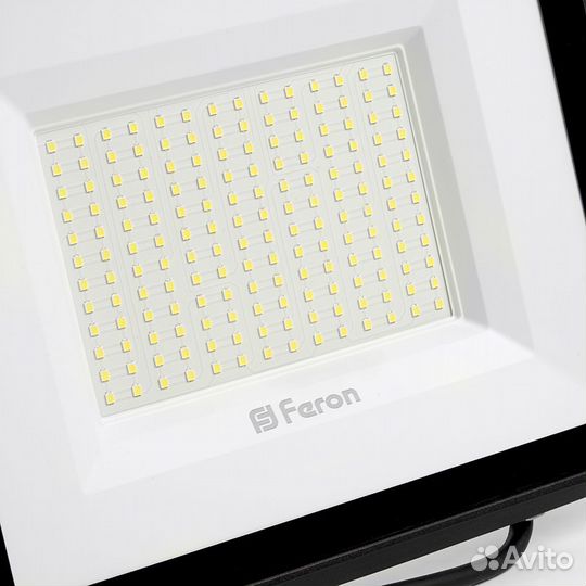 Светодиодный прожектор Feron LL-924 IP65 200W 4000