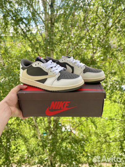 Кроссовки Nike Air Jordan 1 Low Travis Scott