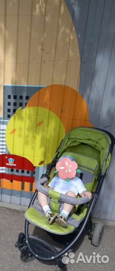 Коляска прогулочная