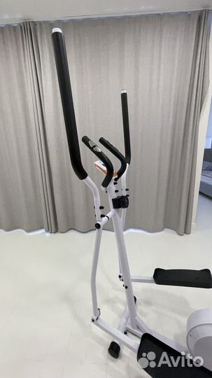 Эллиптический тренажер