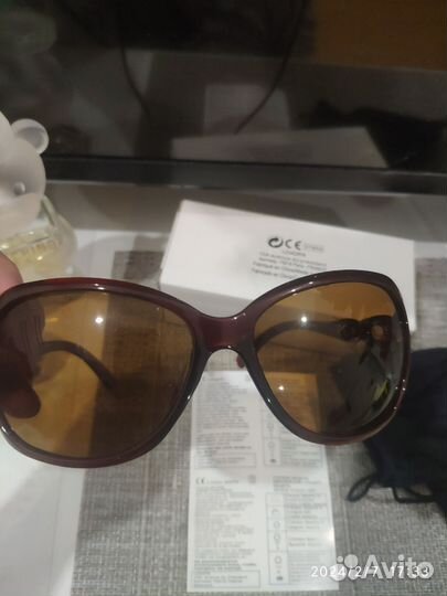 Очки солнцезащитные.Новые