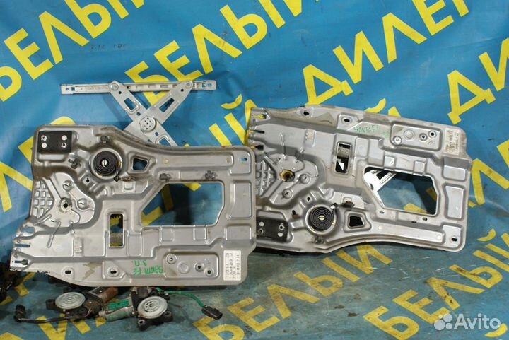 Задний стеклоподъемник Hyundai Santa FE