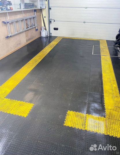 Модульное напольное покрытие для гаража