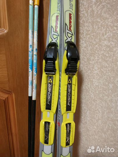 Лыжи и лыжные палки