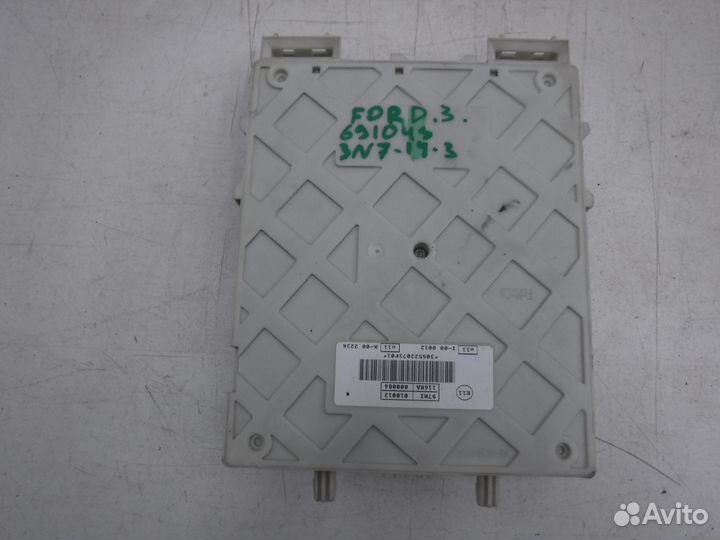 Блок предохранителей (салон) на Ford Focus III