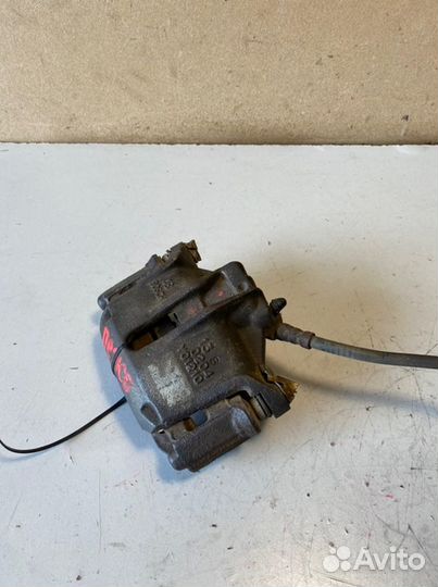 Суппорт передний левый Peugeot 206