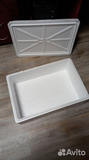 Термоконтейнер из пенопласта