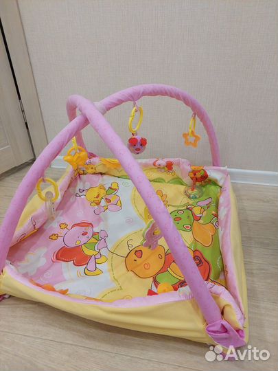 Развивающий коврик для девочки малышки