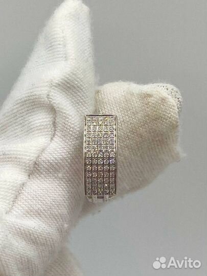 Золотые серьги с камнем