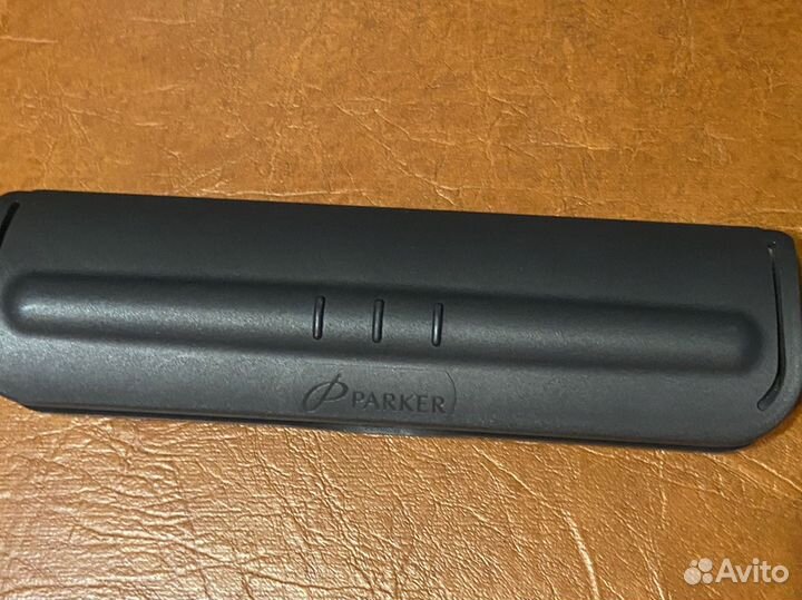 Перьевая ручка parker