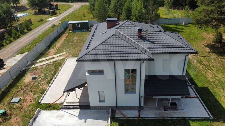 Дом 257 м² на участке 22 сот.