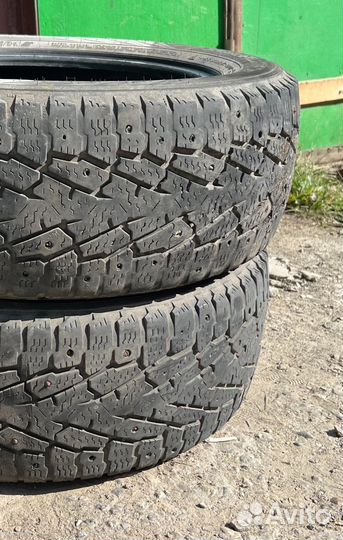 Nokian 215/60 R17C