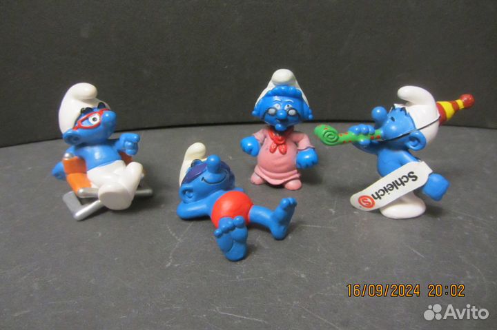 Смурфики киндер,шляйх,макдональдс