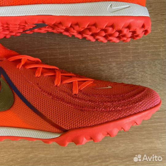 Сороконожки Nike Phantom GX 2