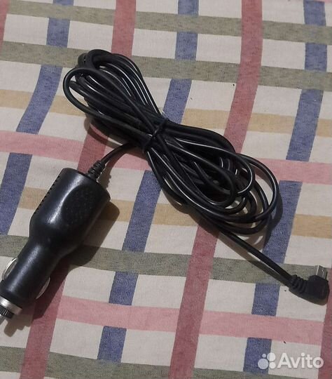 Видеорегистратор с 3 камерами