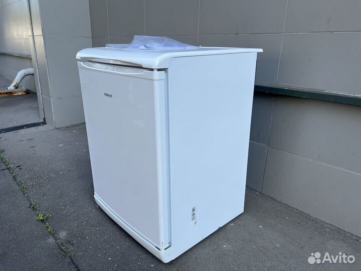 Холодильник Indesit бу TT85 A белый