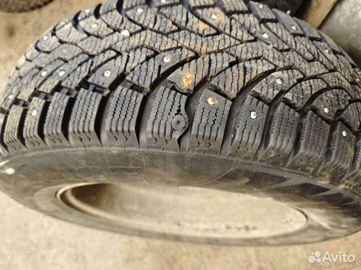 Зимние колеса в сборе Formula Ice 215/65 R16