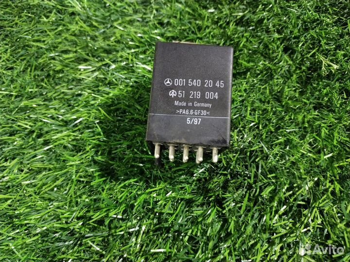 Реле двигателя Mercedes Vito (W638)