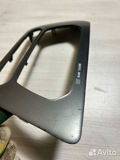 Накладка консоли Kia Rio 3