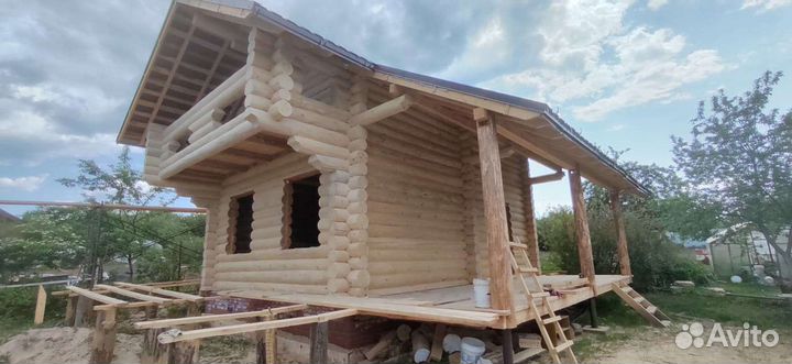 Ручная шлифовка, конопатка, покраска срубов