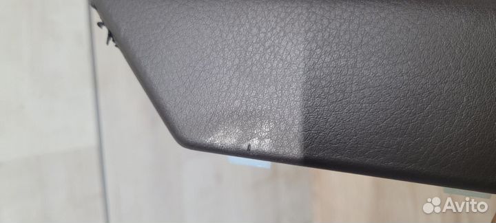 Подлокотник двери зад лев VW Touareg FL