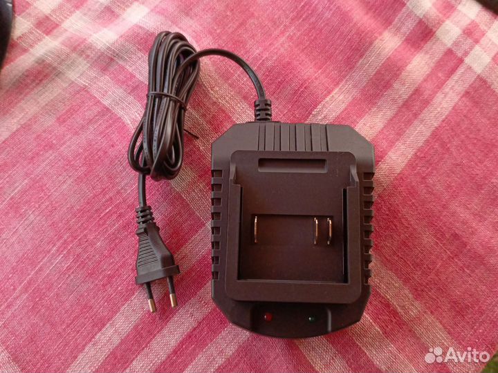 Зарядное устройство для аккумуляторов 20V