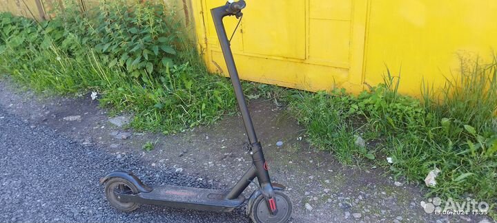 Самокат взрослый электрический бу