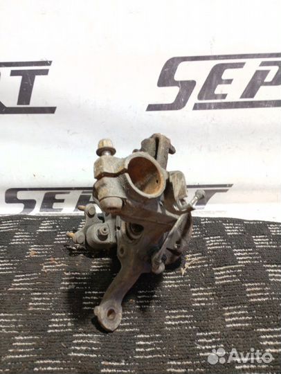 Кулак поворотный передний правый Skoda Oсtavia 1.4